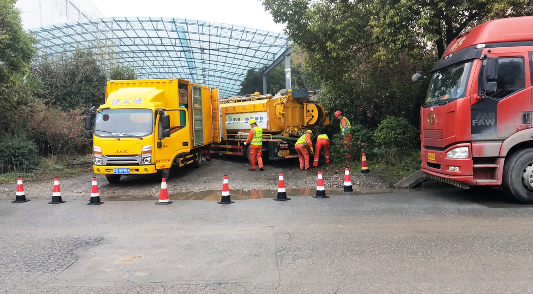 龙凤成区雨污水管网“四位一体”检测疏通项目